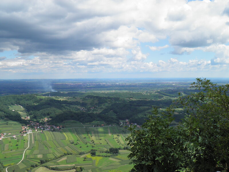 Green Hills and Valleys — Serene