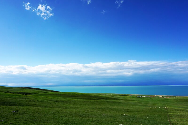 Green Hills by Lake — Blue