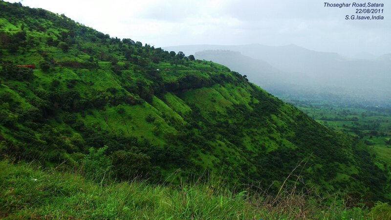 Green Hills Landscape — Overcast, Photograph