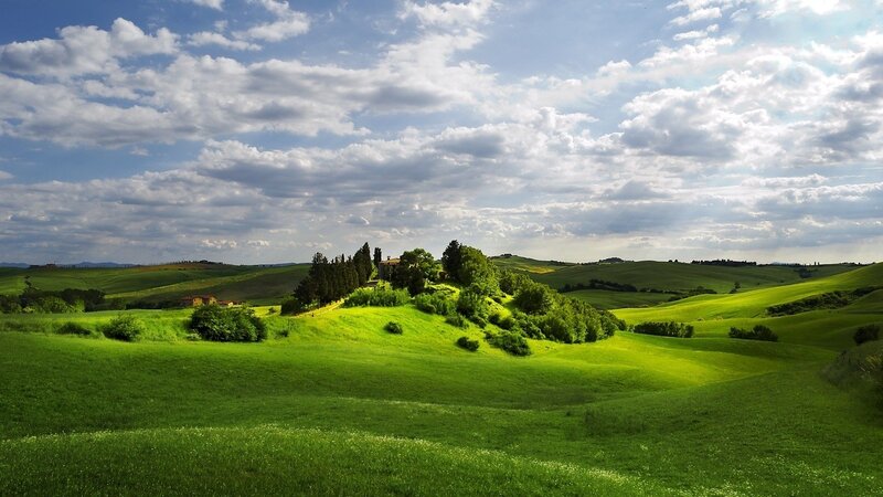 Green Hills with Villa — Serene, Afternoon, Photograph, Villas