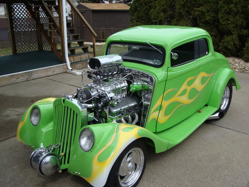 Green Hot Rod Car — Showcasing