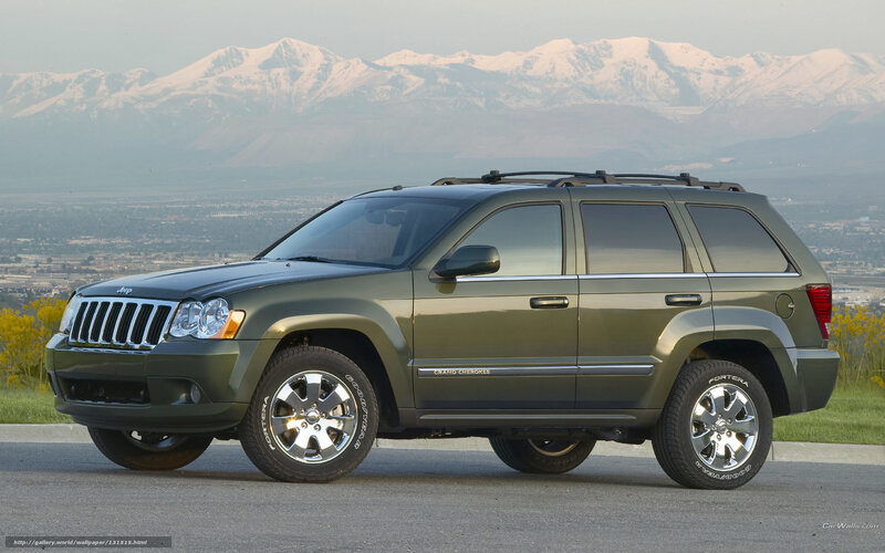 Green Jeep Grand Cherokee — Serene, Afternoon