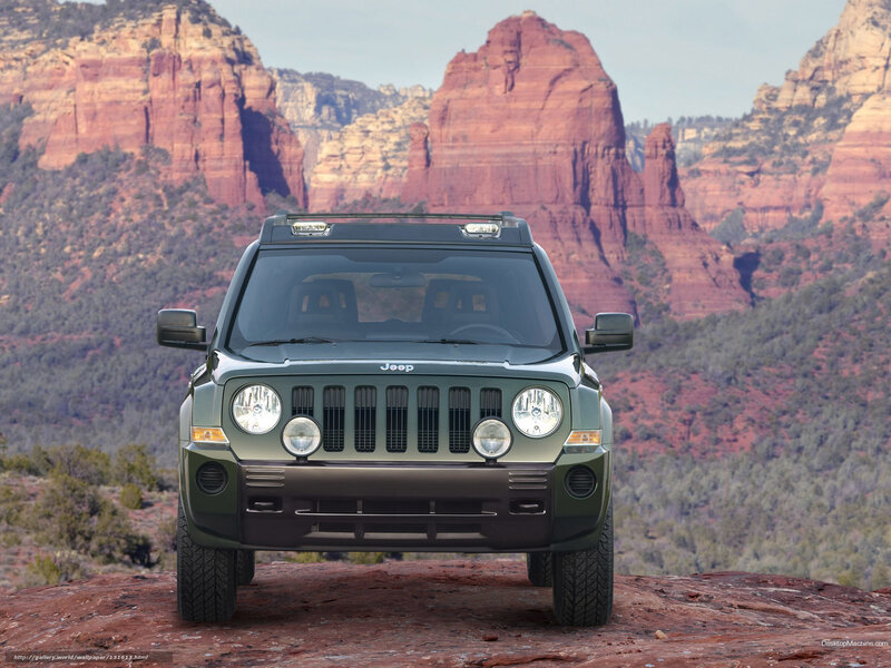 Green Jeep Suv — Dramatic