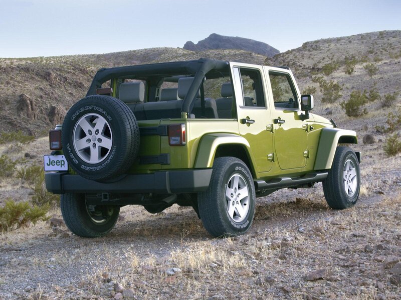 Green Jeep Wrangler — Arid, Afternoon