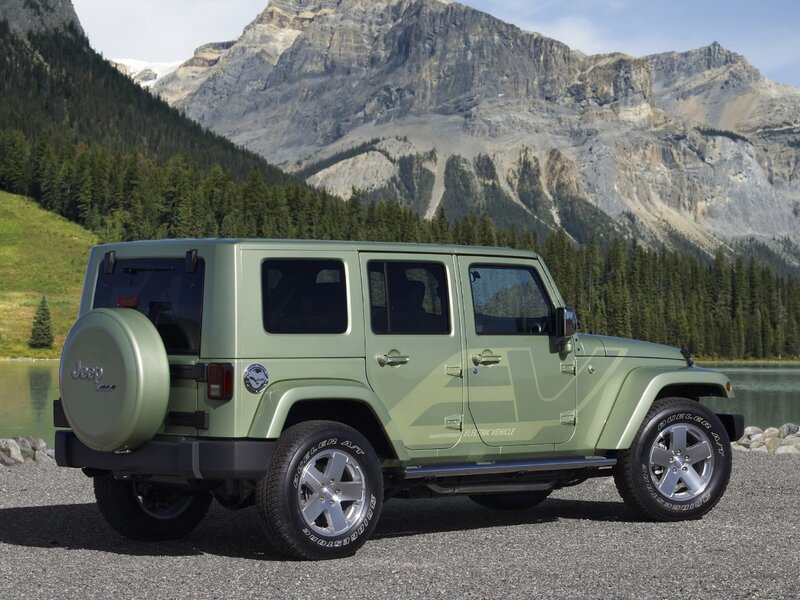 Green Jeep Wrangler