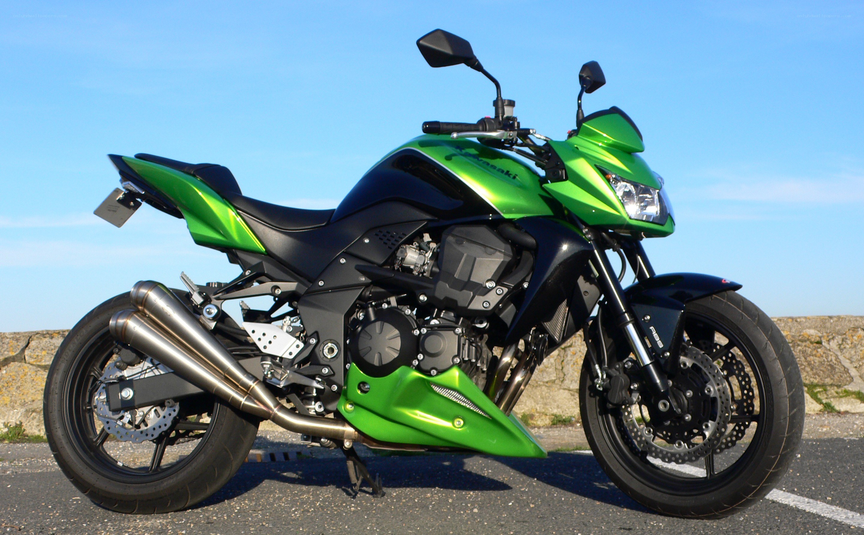 green kawasaki motorcycle