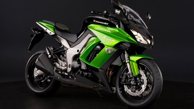 Green Kawasaki Motorcycle — Dramatic, Photograph, Seat, Windshield, Headlight, Black