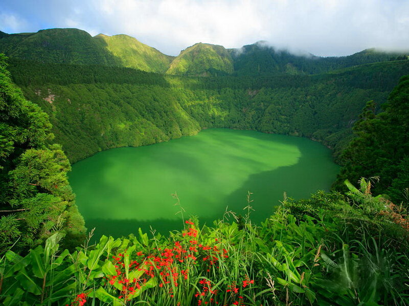 Green Lake in Crater