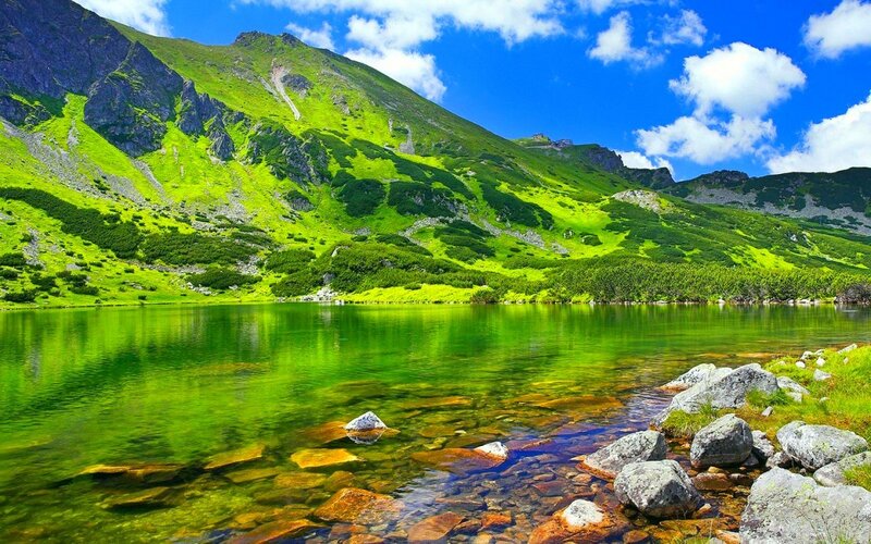 Green Lake in Mountains — Serene, Afternoon, Photograph, Rocks
