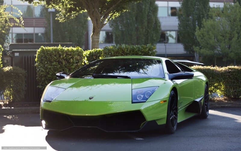green lamborghini sports car