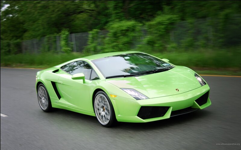 green lamborghini sports car