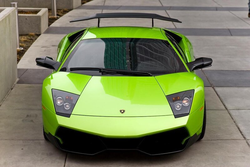 green lamborghini sports car