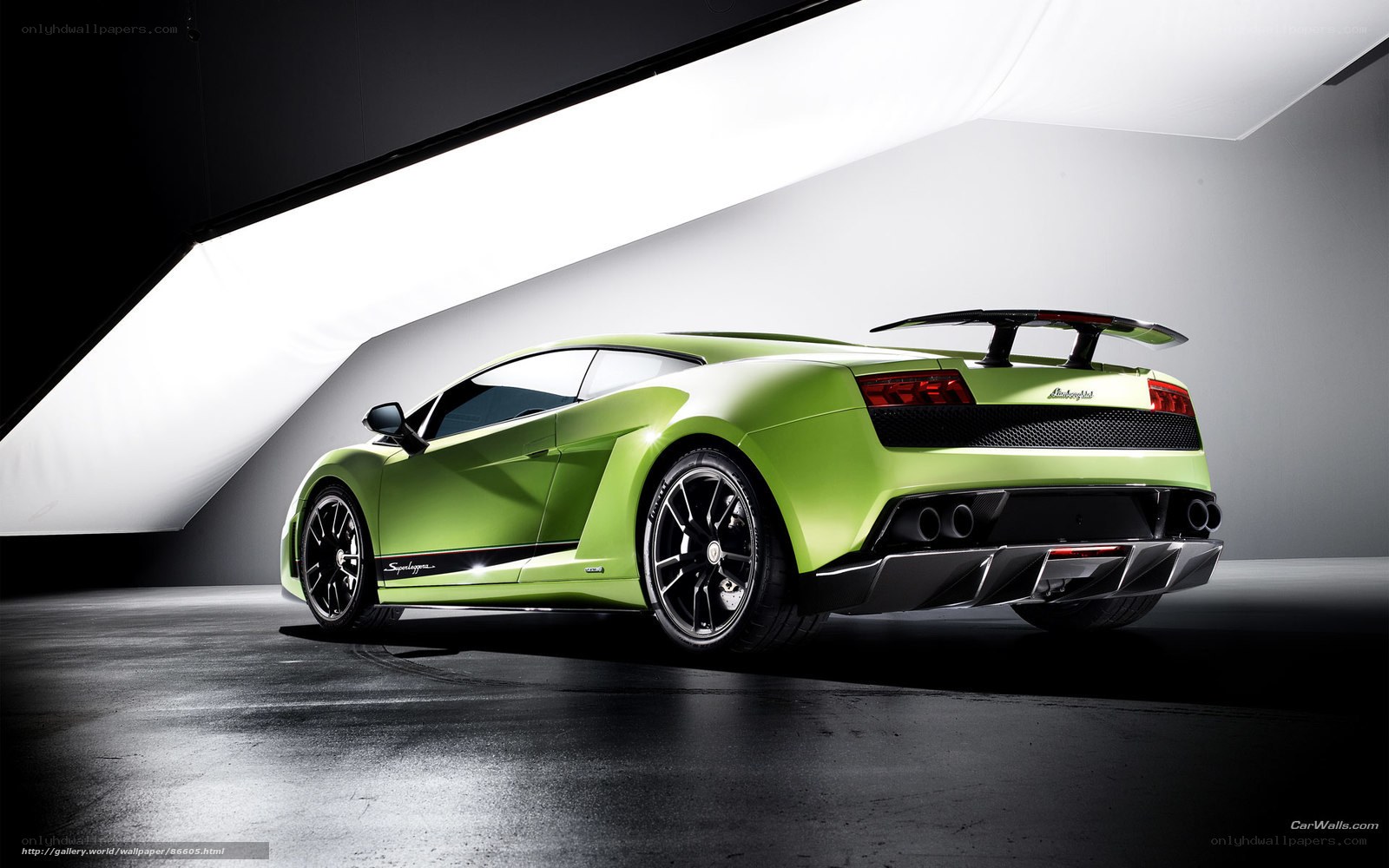 green lamborghini sports car