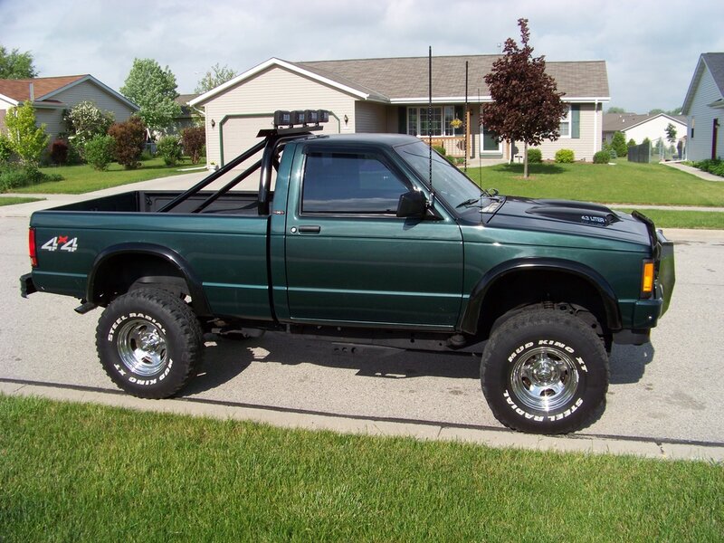 Green Lifted Pickup Truck — Calm
