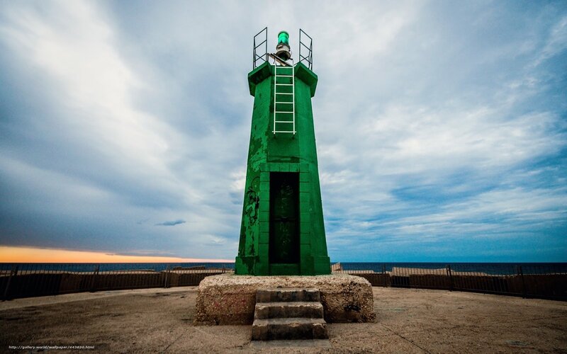 Green Lighthouse Tower
