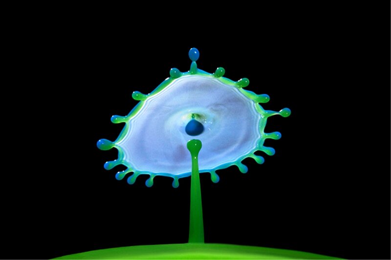 Green Liquid Splash — Dramatic, Photograph