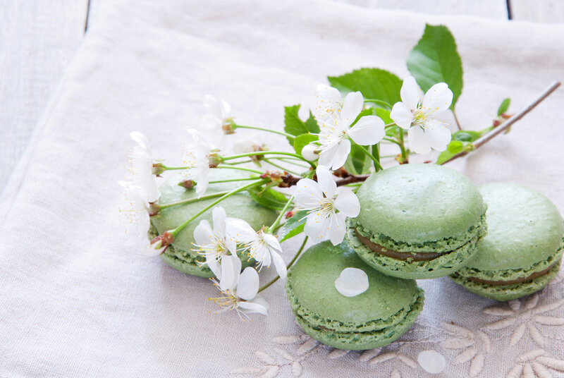 Green Macarons with Flowers — Serene