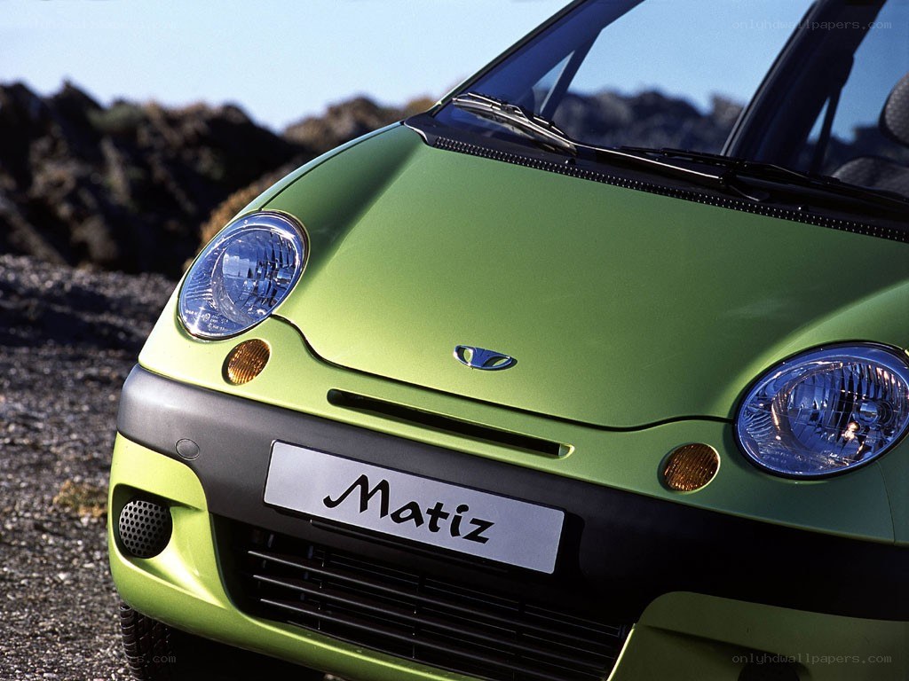 Green Matiz car front view