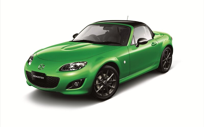 Green Mazda Roadster sports car