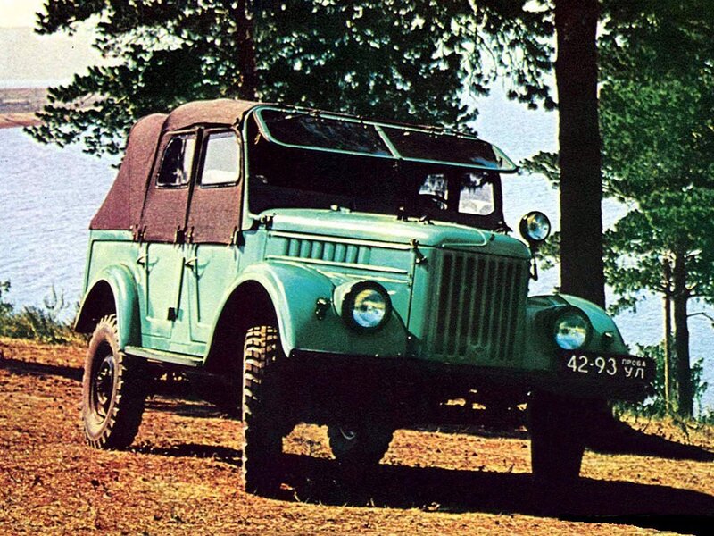 Green Military Jeep — Serene