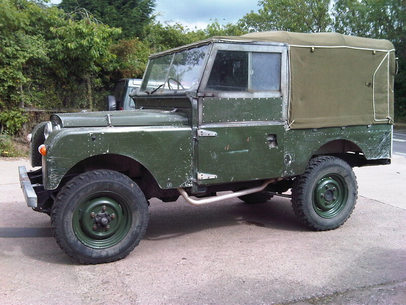 green military jeep vehicle