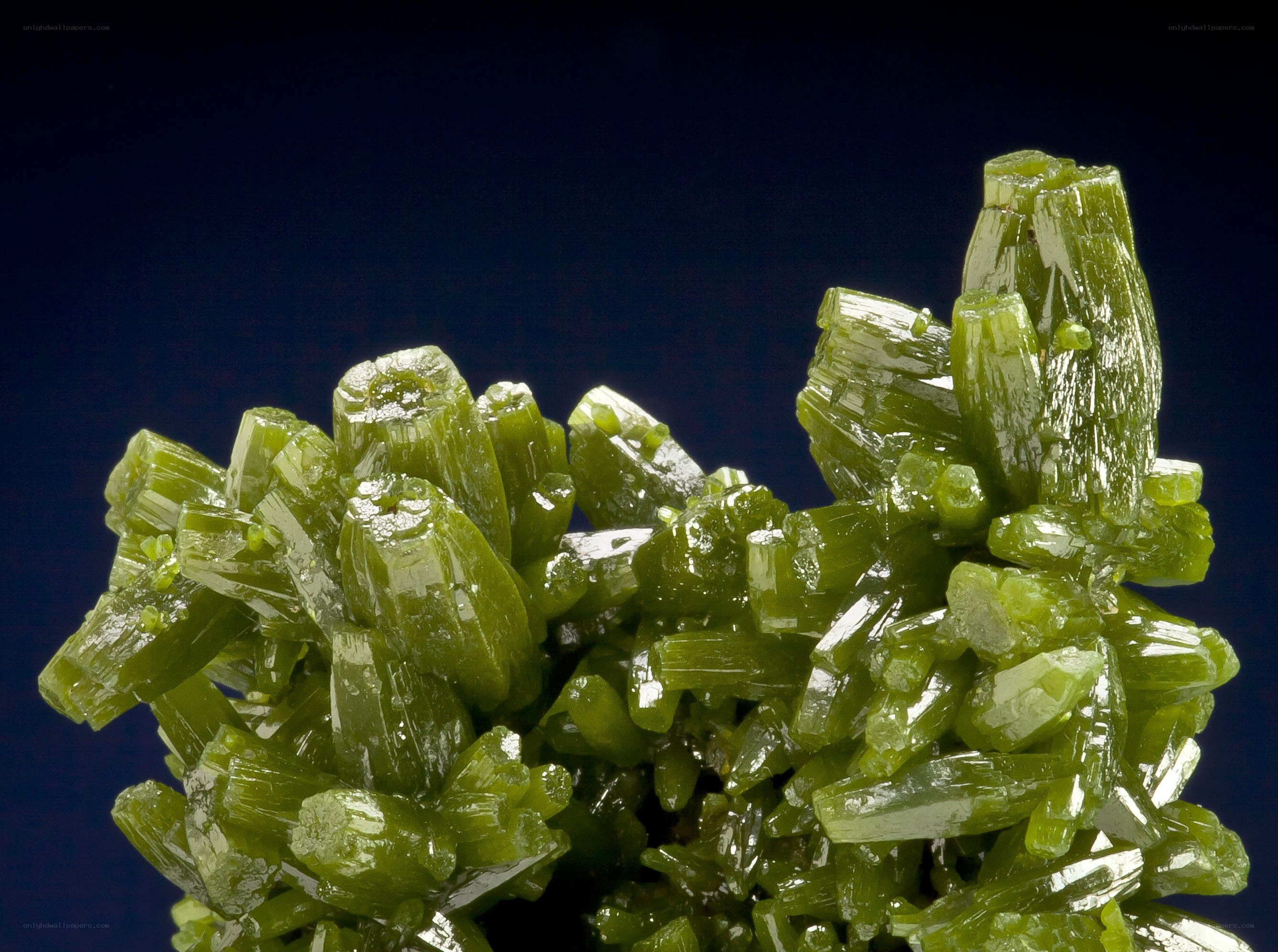 green mineral crystals