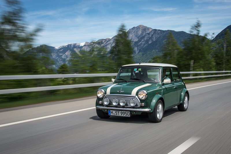 Green Mini Cooper Car — Dynamic