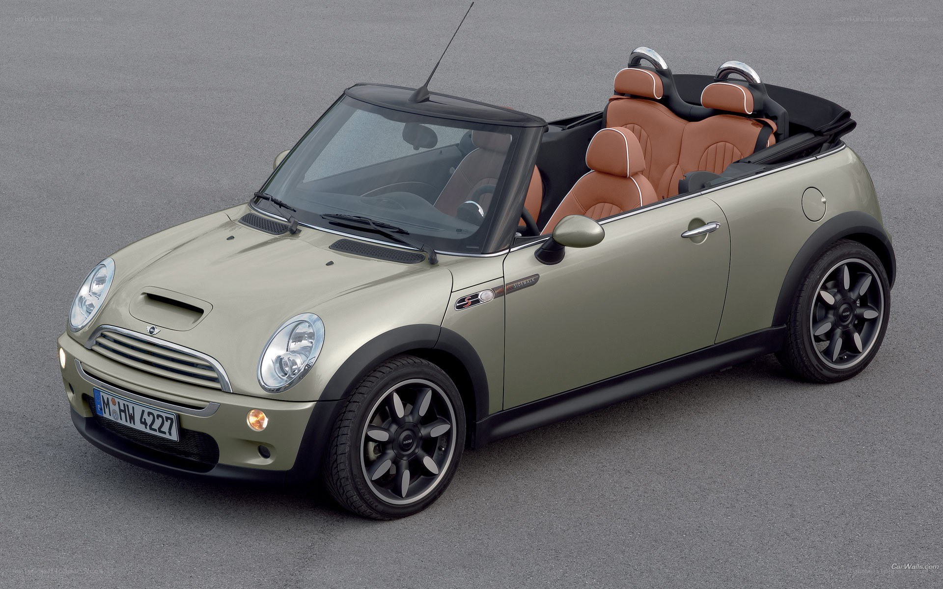 green mini cooper convertible