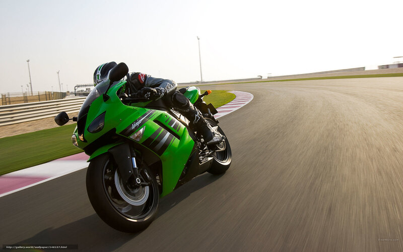 Green Motorcycle on Track — Dynamic