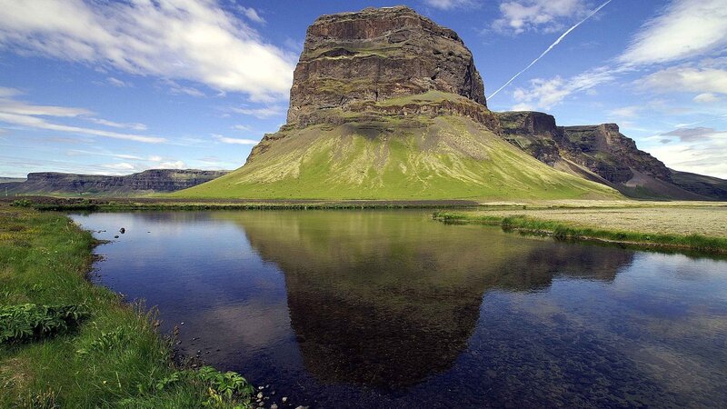 Green Mountain by Lake — Blue