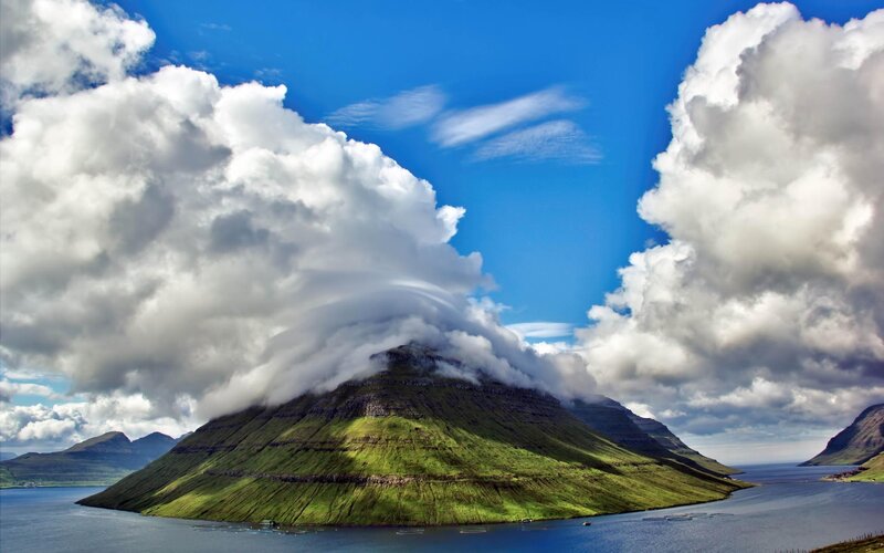 Green Mountain Island — Blue