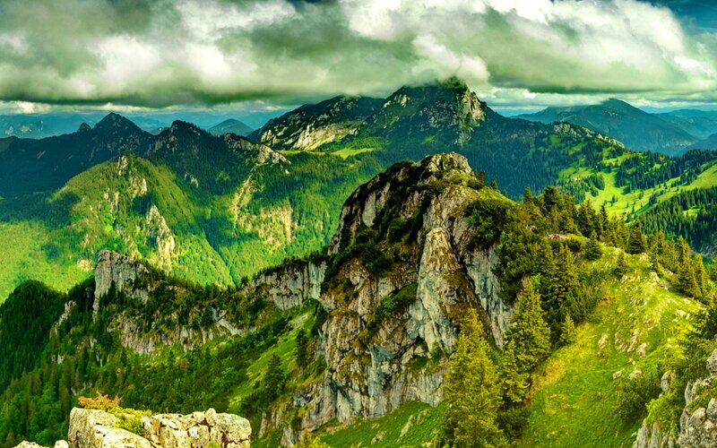 Green Mountain Range — Dramatic, Afternoon