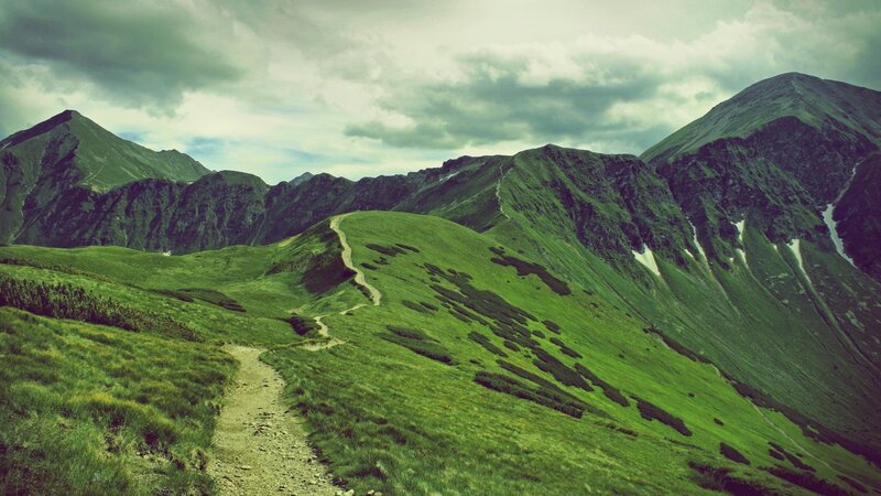 Green Mountain Trail — Dramatic
