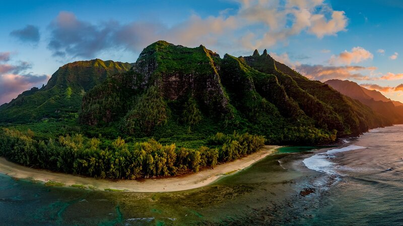 Green Mountains and Beach — Serene