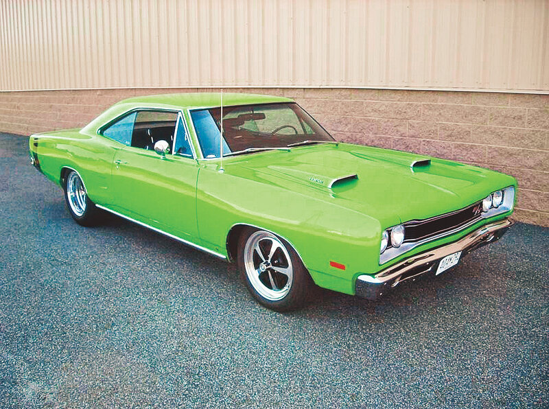 Green Muscle Car — Calm, Photograph