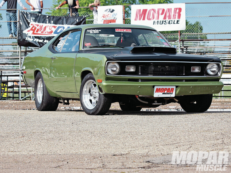 Green Muscle Car — Outdoor, Afternoon, Photograph
