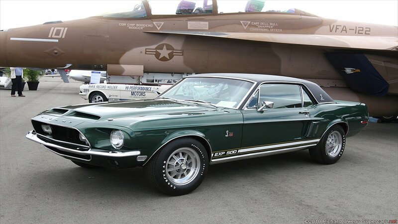 Green Muscle Car — Showcase, Photograph