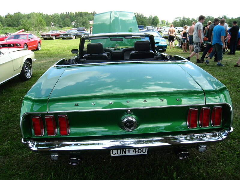 Green Mustang Convertible — Outdoor