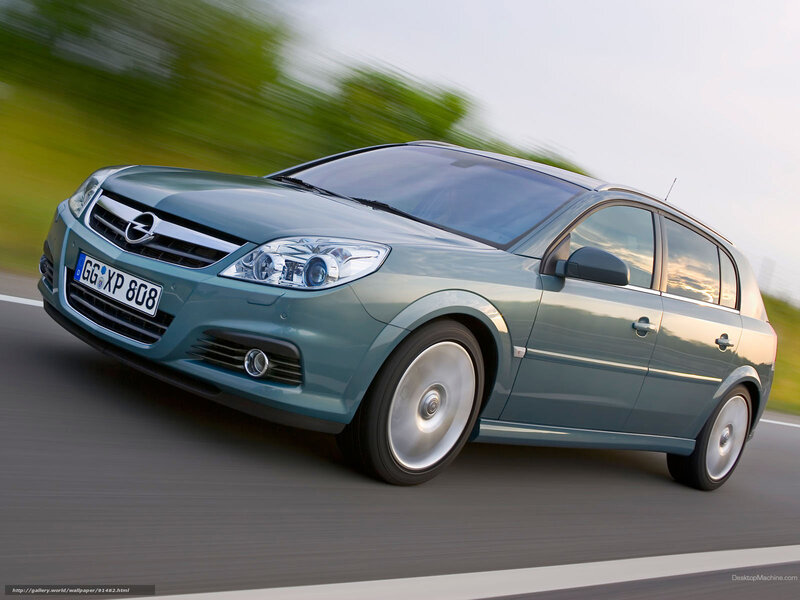 green opel astra station wagon