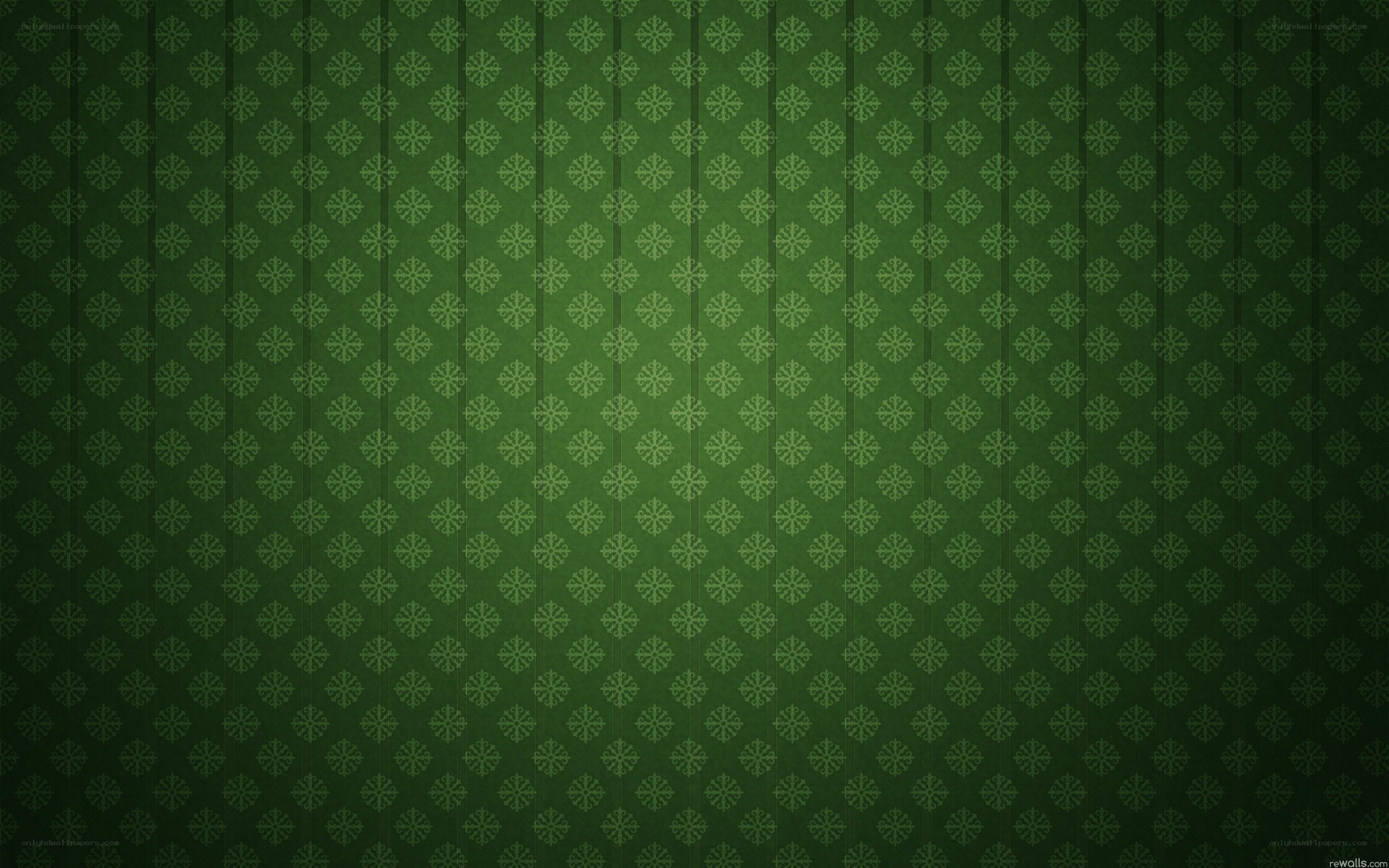 green patterned wallpaper