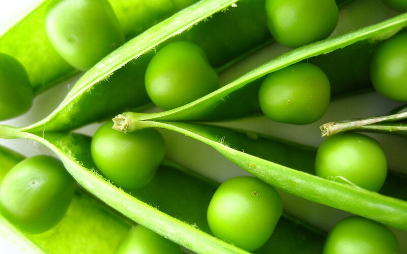 Green Peas in Pod — Natural, Photograph, Pea Pods
