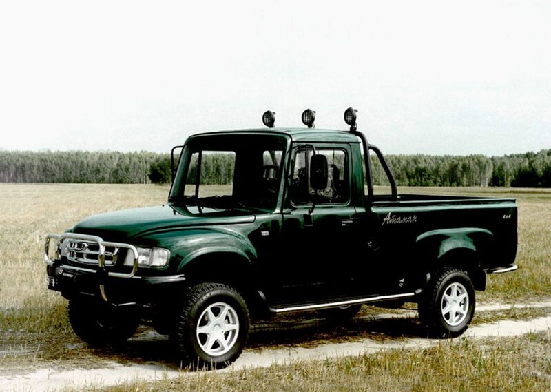 Green Pickup Truck — Outdoor