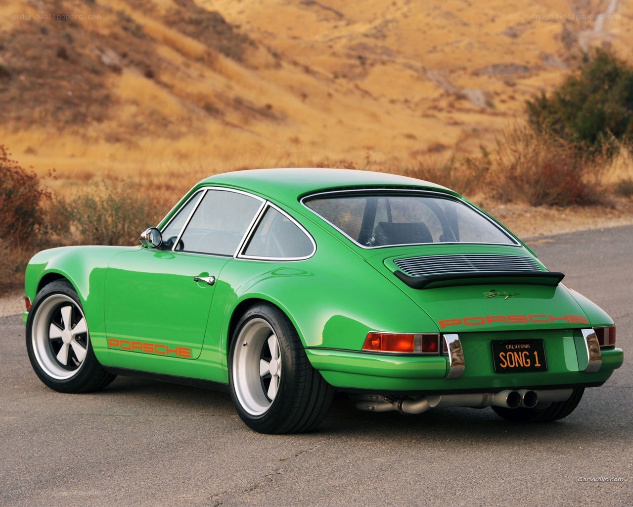 Green Porsche 911 Coupe