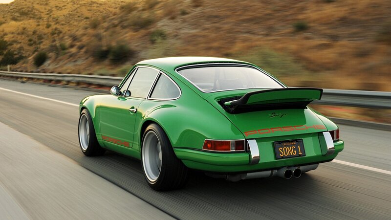 Green Porsche Car — Dynamic