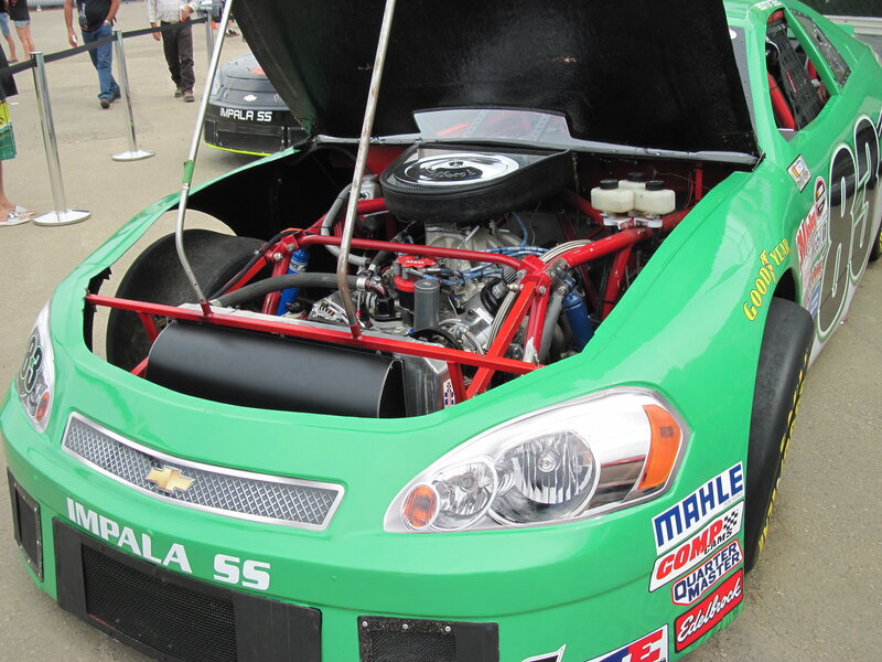 Green Race Car — Neutral, Afternoon