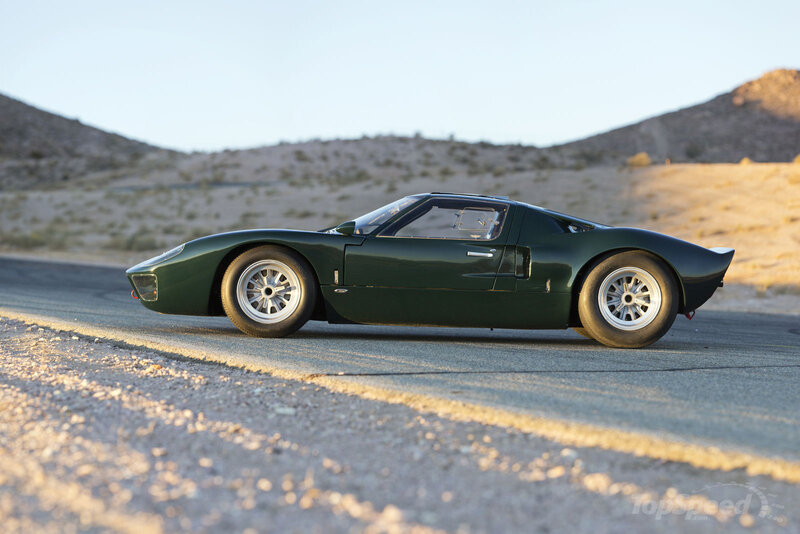 Green Race Car — Serene