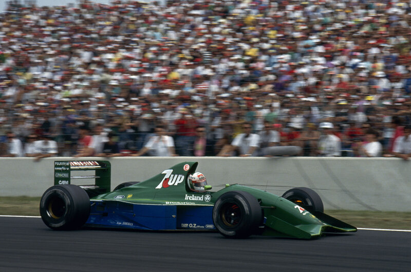 Green Racing Car — Dynamic, Afternoon, Photograph, Crowd