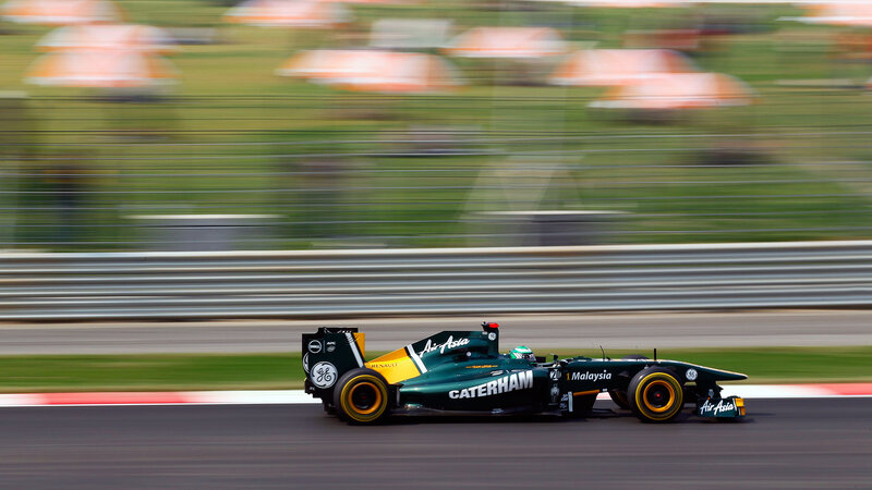 Green Racing Car — Dynamic, Afternoon, Photograph