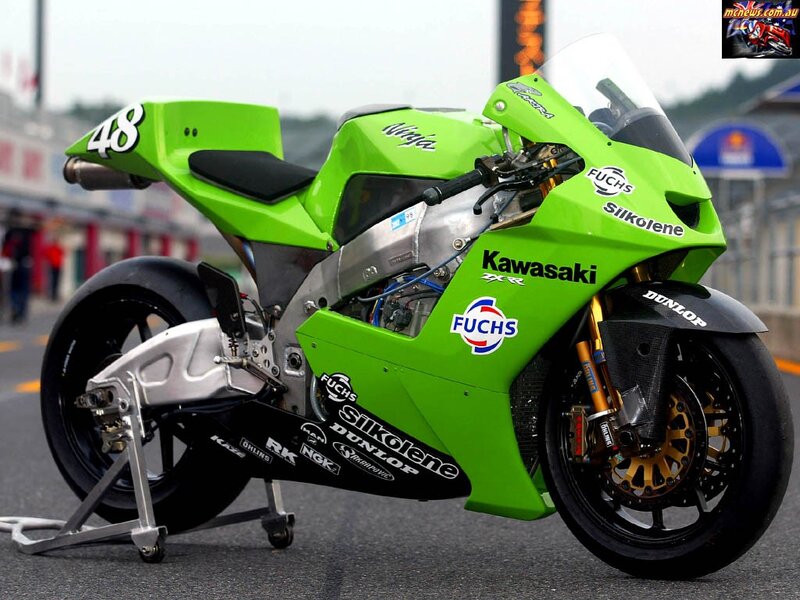 Green Racing Motorcycle — Neutral