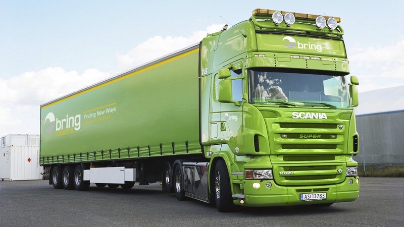 Green Scania Truck — Neutral, Afternoon